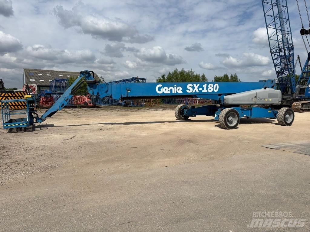 Genie SX 180 Teleskopiskie pacēlāji