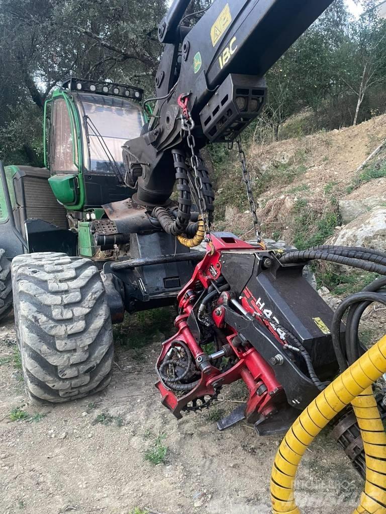 John Deere 1270 G Harvesteri