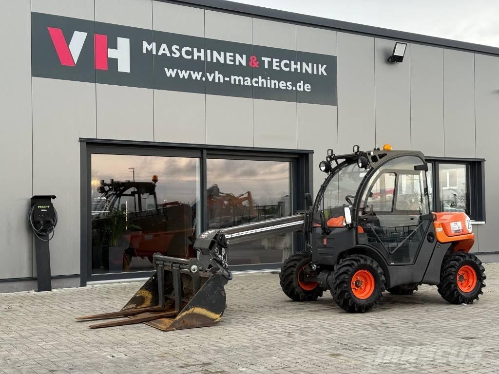 Ausa T 144 Teleskopiskie manipulatori