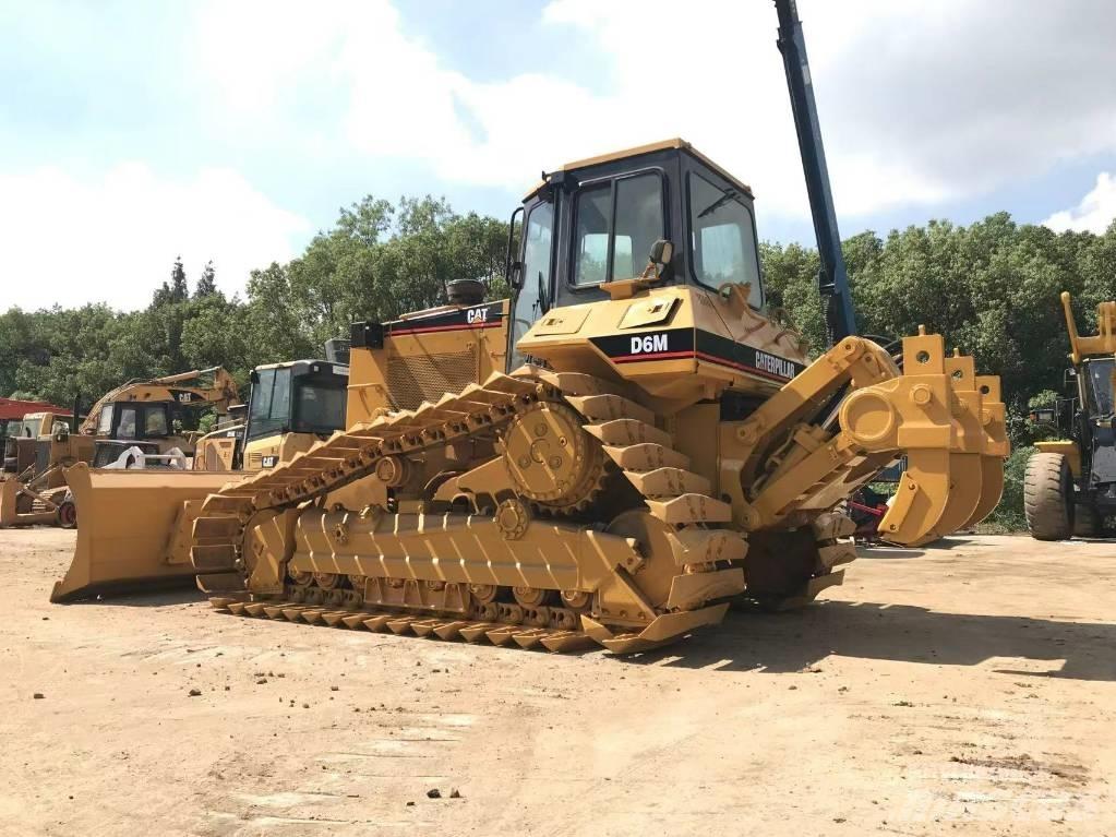 CAT D 6 G Kāpurķēžu buldozeri