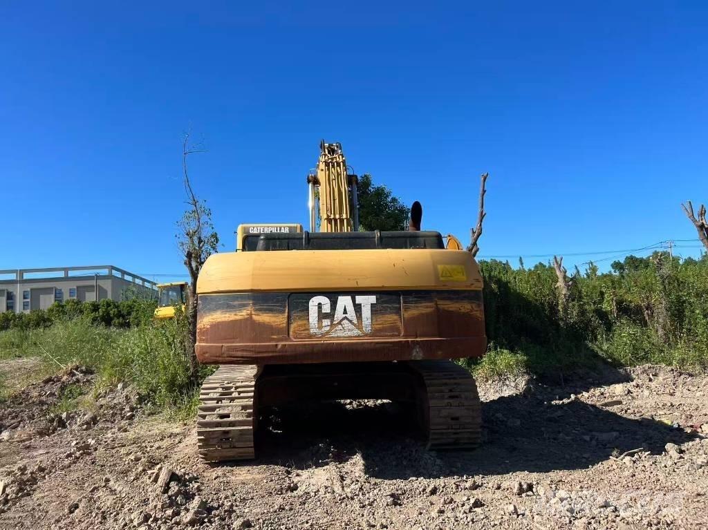 CAT 330 C Kāpurķēžu ekskavatori