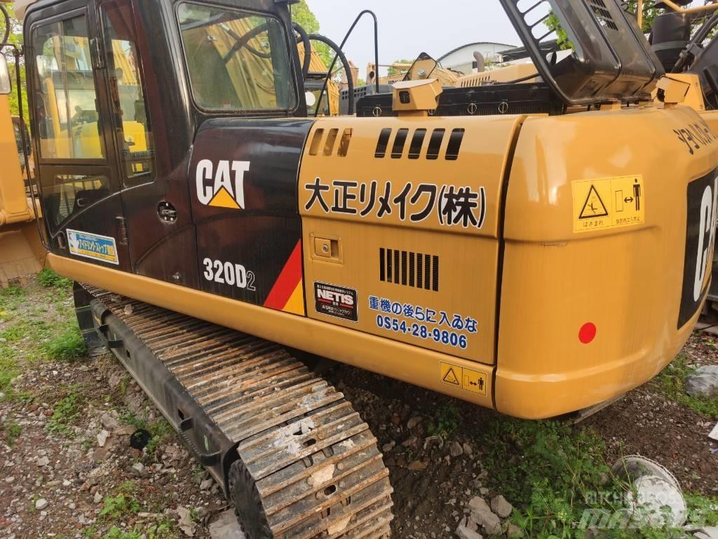CAT 320 D2 Kāpurķēžu ekskavatori