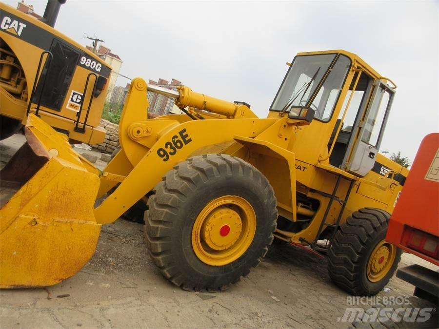 CAT 936 E Iekrāvēji uz riteņiem