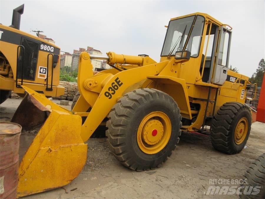CAT 936 E Iekrāvēji uz riteņiem
