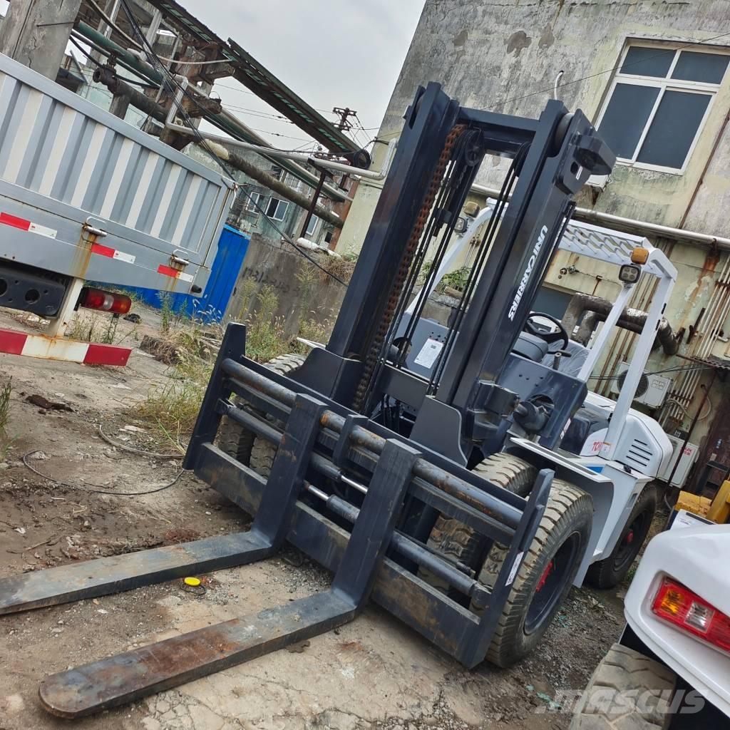 TCM FD 100 Tehnika ar dīzeļa dzinēju