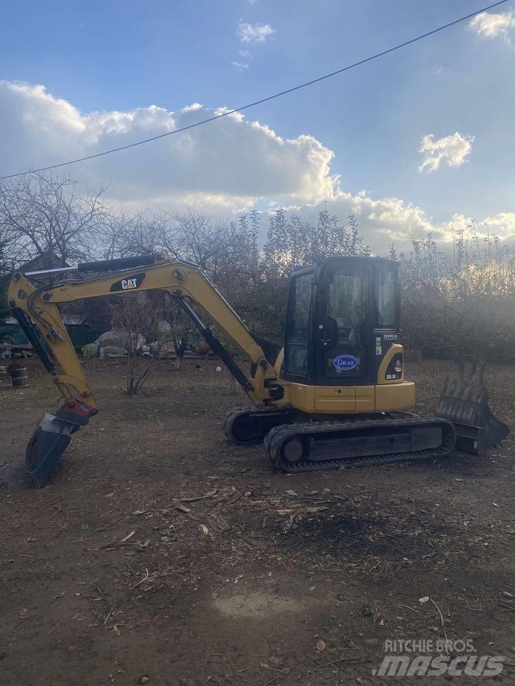 CAT 305.5 Kāpurķēžu ekskavatori