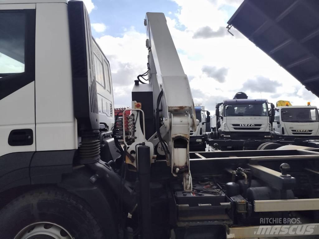 Iveco STRALIS 190S31 Smagās mašīnas ar celtni