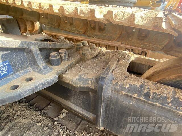 Komatsu PC450-7 Kāpurķēžu ekskavatori
