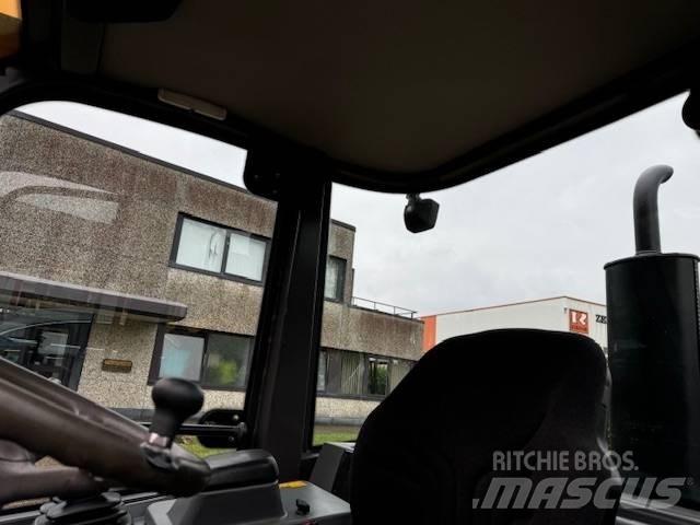 Volvo L 25 F Iekrāvēji uz riteņiem