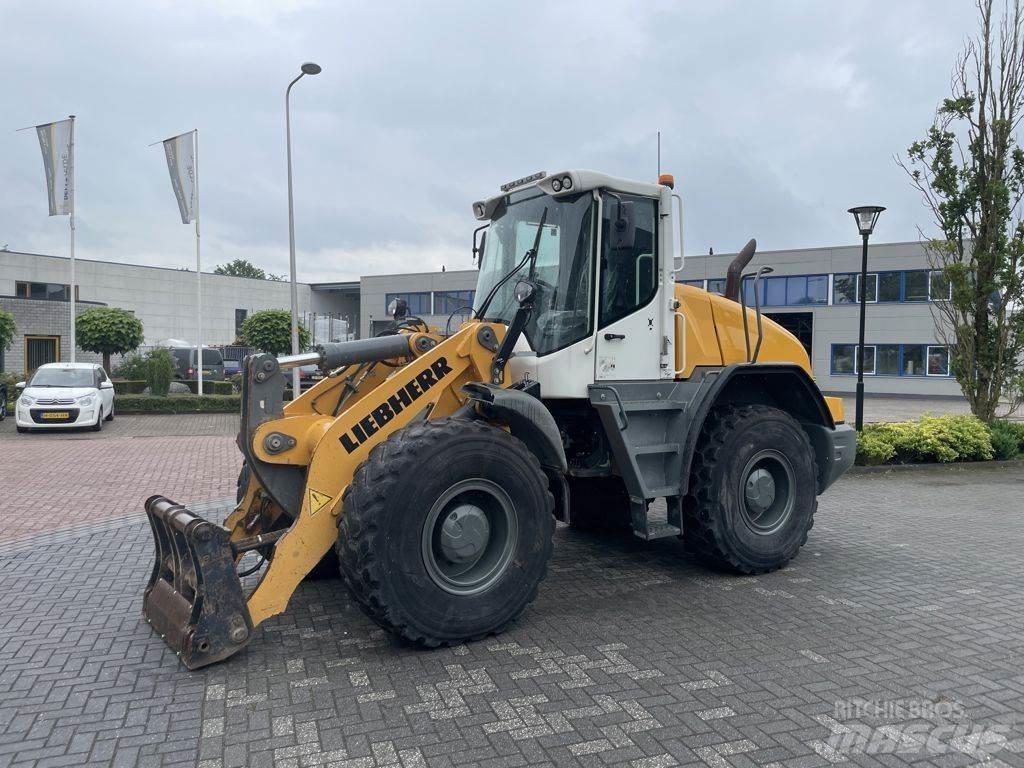 Liebherr L538 Iekrāvēji uz riteņiem