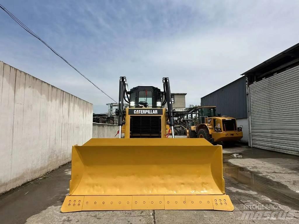 CAT D 6 R Kāpurķēžu buldozeri