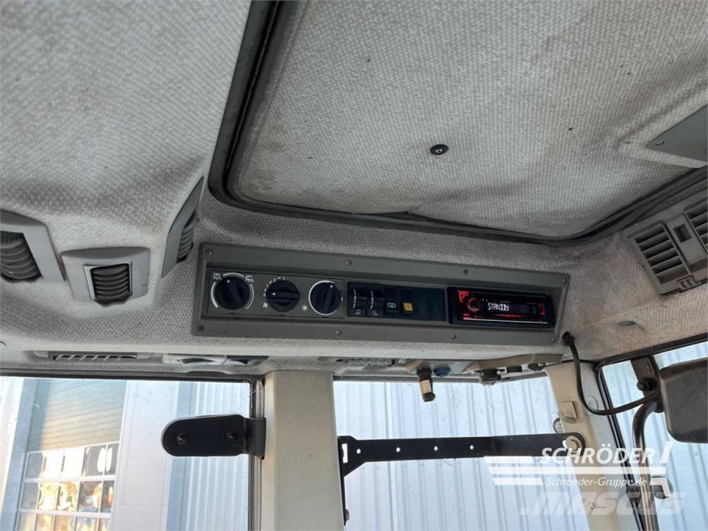 Fendt 714 VARIO Traktori