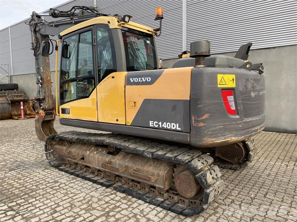 Volvo EC140 Kāpurķēžu ekskavatori