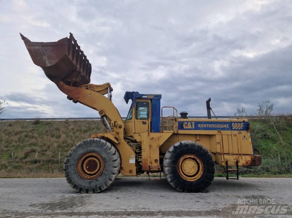 CAT 988 F Iekrāvēji uz riteņiem