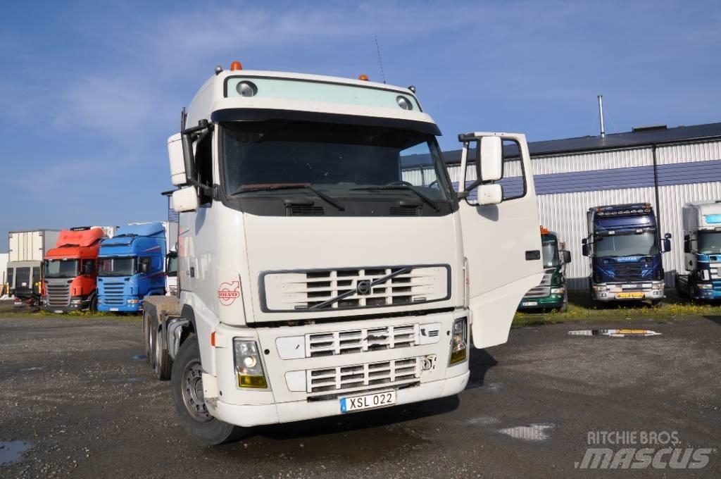 Volvo FH480 37 8X4 Treileri ar āķi