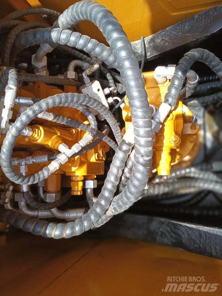 Sany SY 135C Vidēja lieluma ekskavatori 7 t - 12 t
