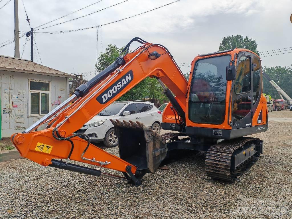 Doosan DX 75-9 C Mini ekskavatori < 7 t