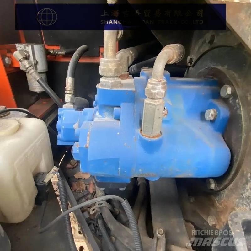 Doosan DX 75-9 C Kāpurķēžu ekskavatori