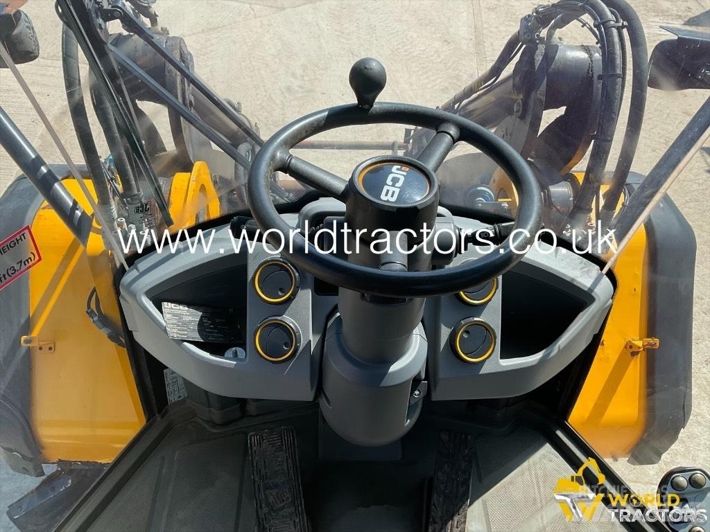 JCB 457 AGRI Iekrāvēji uz riteņiem