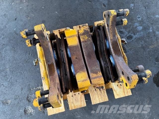 Volvo A 25 D ZACISK Bremzes
