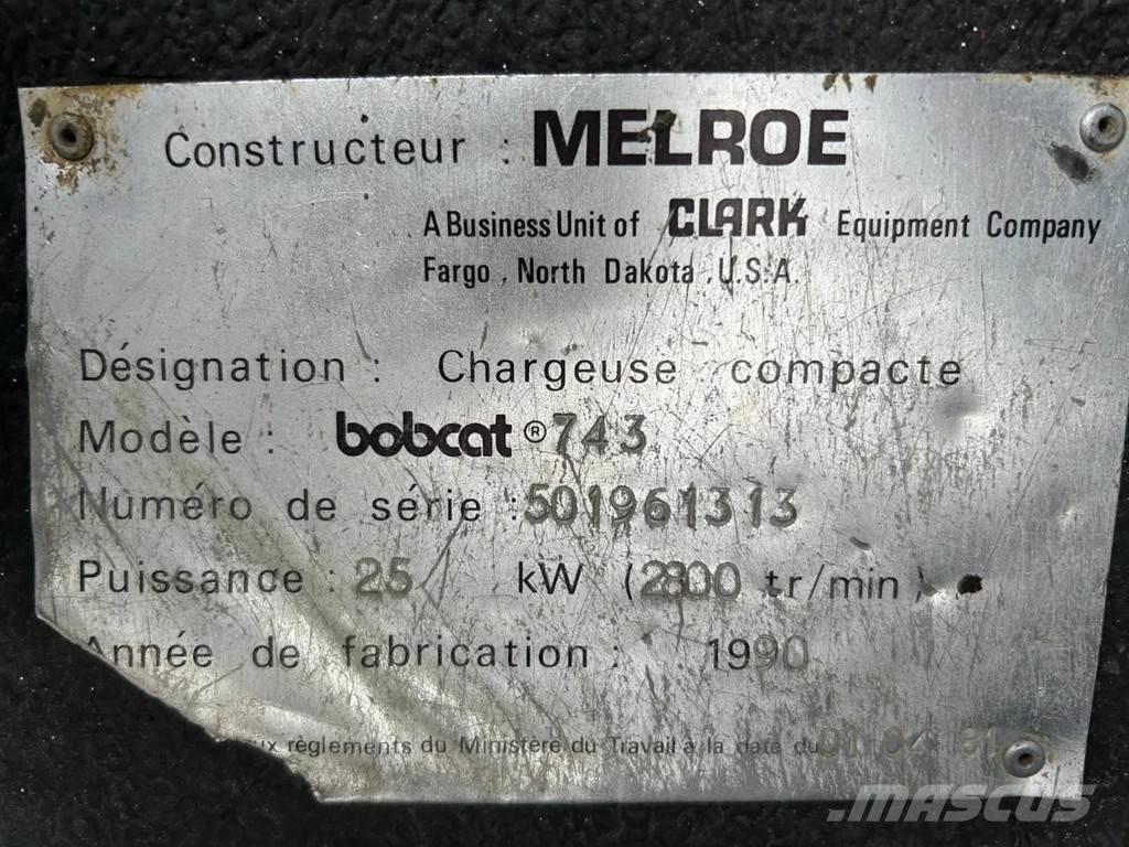 Bobcat 743 Lietoti riteņu kompaktiekrāvēji