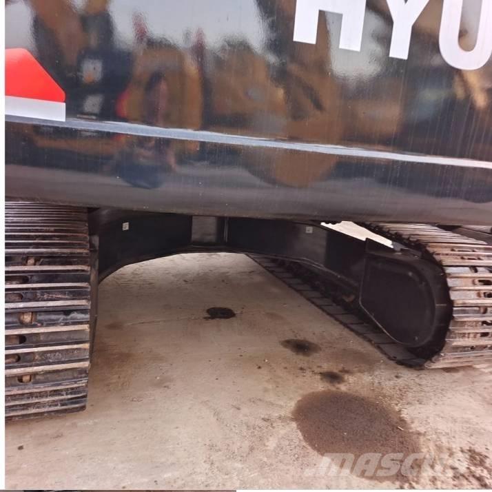 Hyundai 330LC-9S Kāpurķēžu ekskavatori