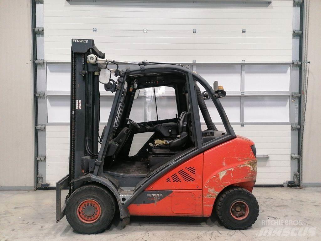 Linde H30D-02 Tehnika ar dīzeļa dzinēju