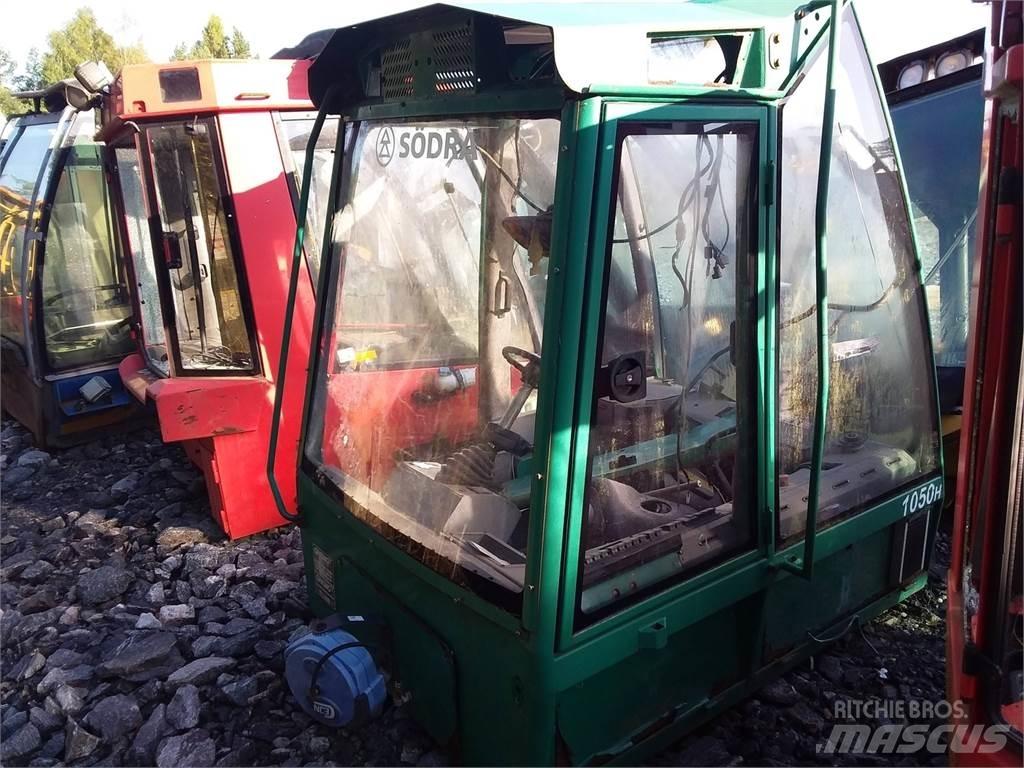 Gremo 1050f Kabīnes un interjers