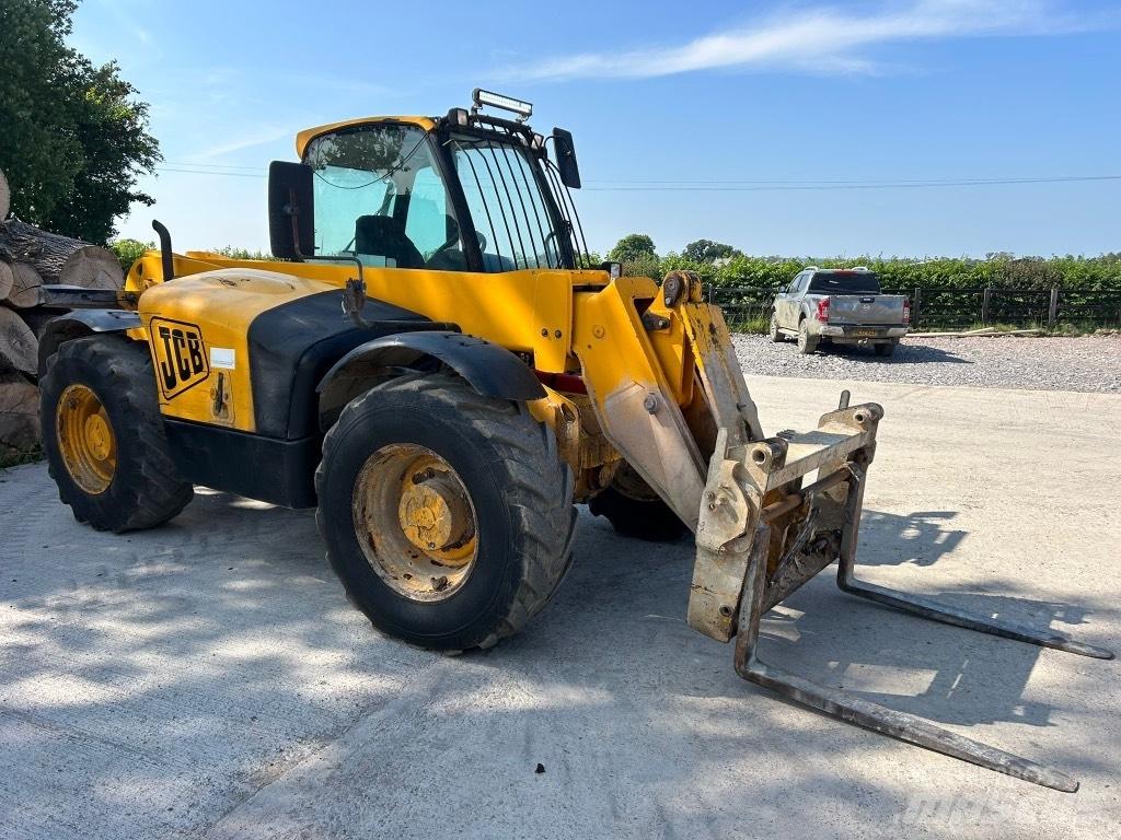 JCB 531-70 Teleskopiskie manipulatori