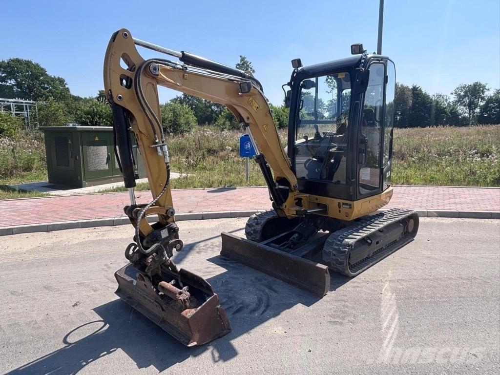 CAT 302.7D Mini ekskavatori < 7 t