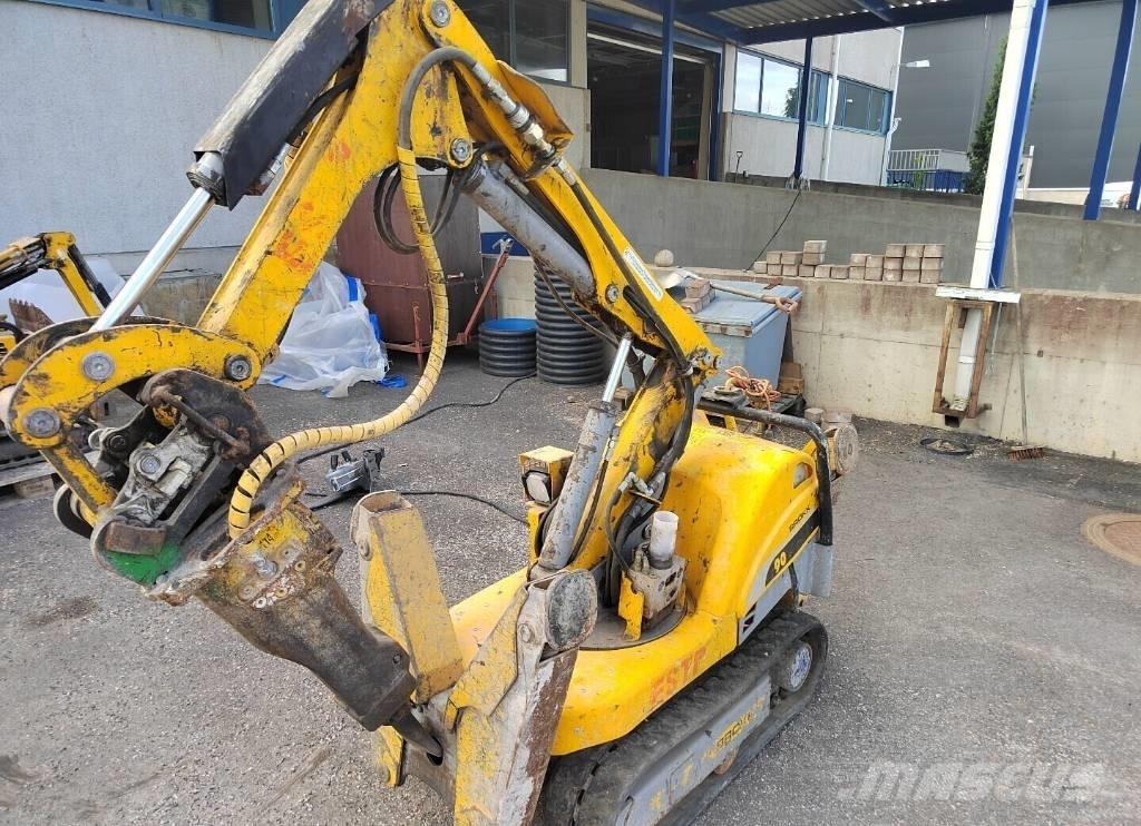 Brokk 90 Demontāžas ekskavators