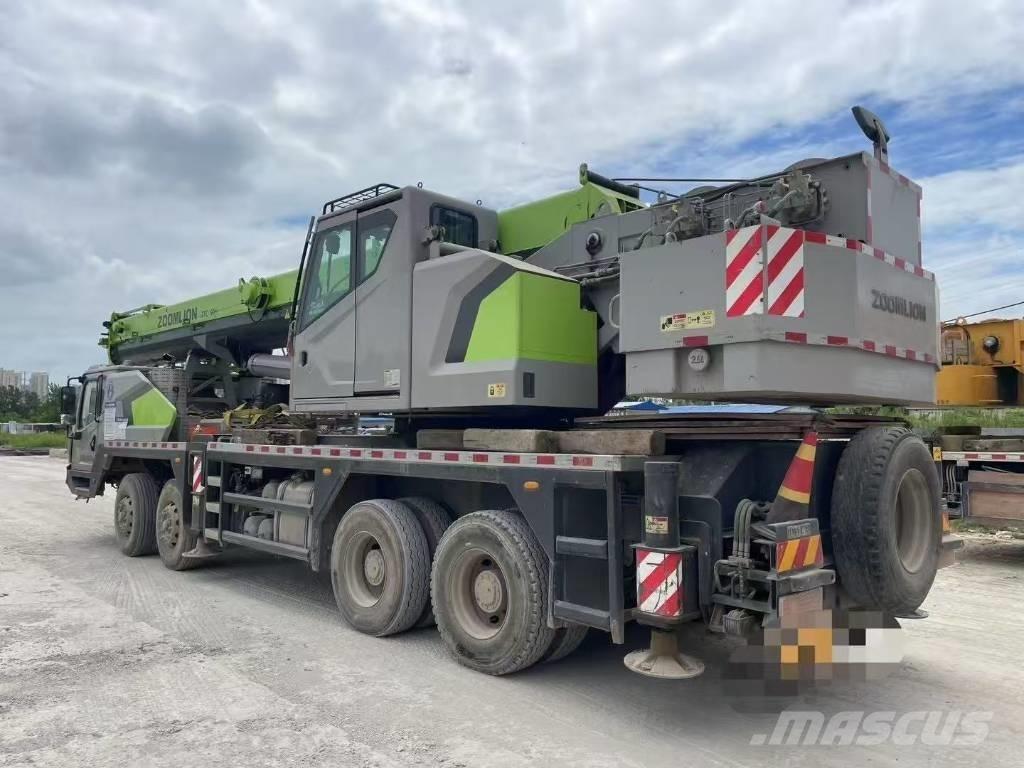 Zoomlion ZTC 350 H Celtņi nelīdzenām virsmām