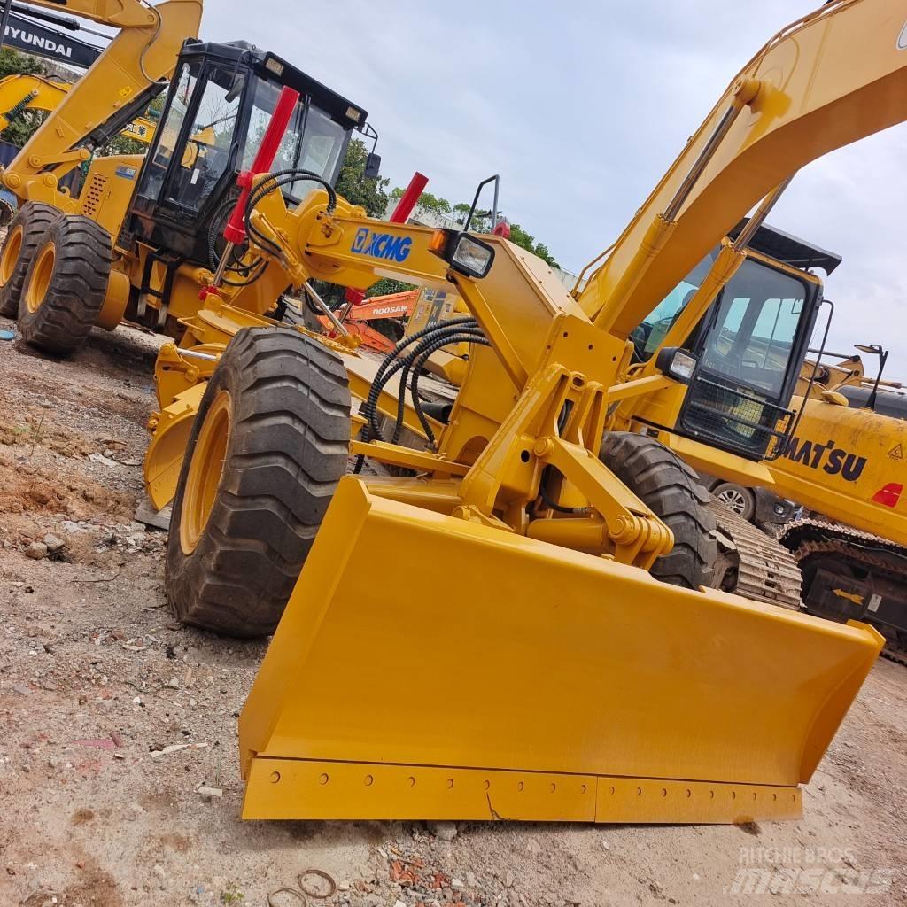 XCMG GR 215 Greideri