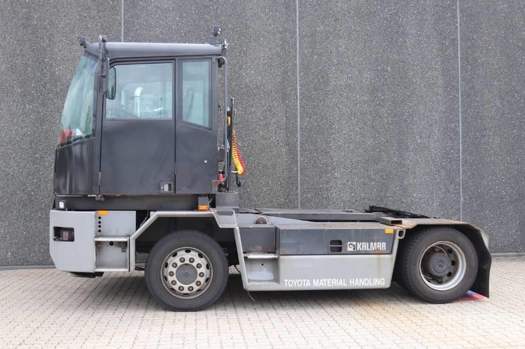 Kalmar TR 618 i Terminālie traktori