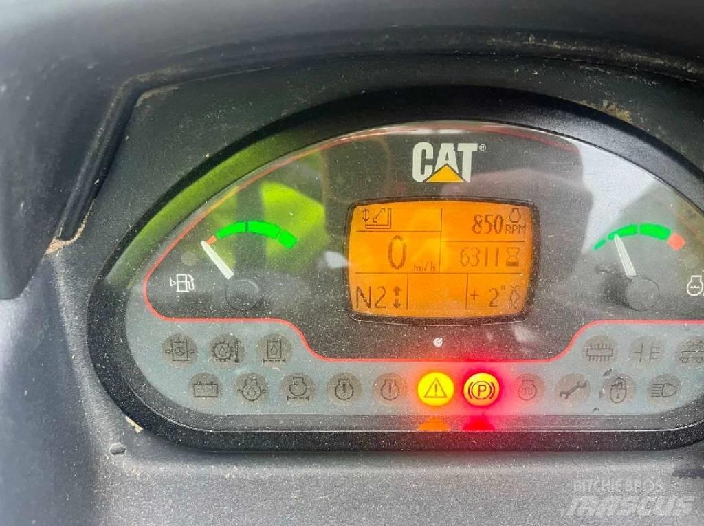 CAT TH336C Teleskopiskie manipulatori