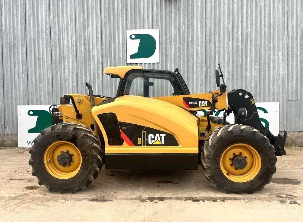 CAT TH336C Teleskopiskie manipulatori