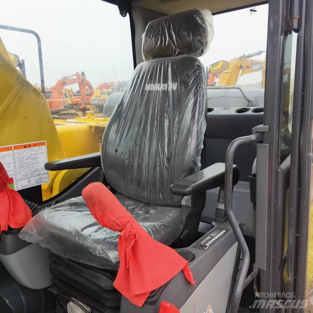 Komatsu PC200-8 Kāpurķēžu ekskavatori