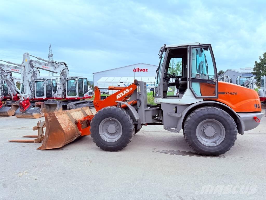 Atlas AR 95 Iekrāvēji uz riteņiem