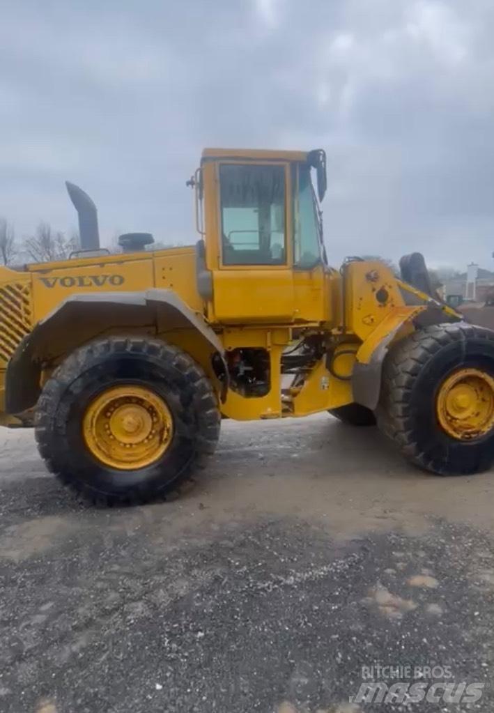 Volvo L 120 E Iekrāvēji uz riteņiem