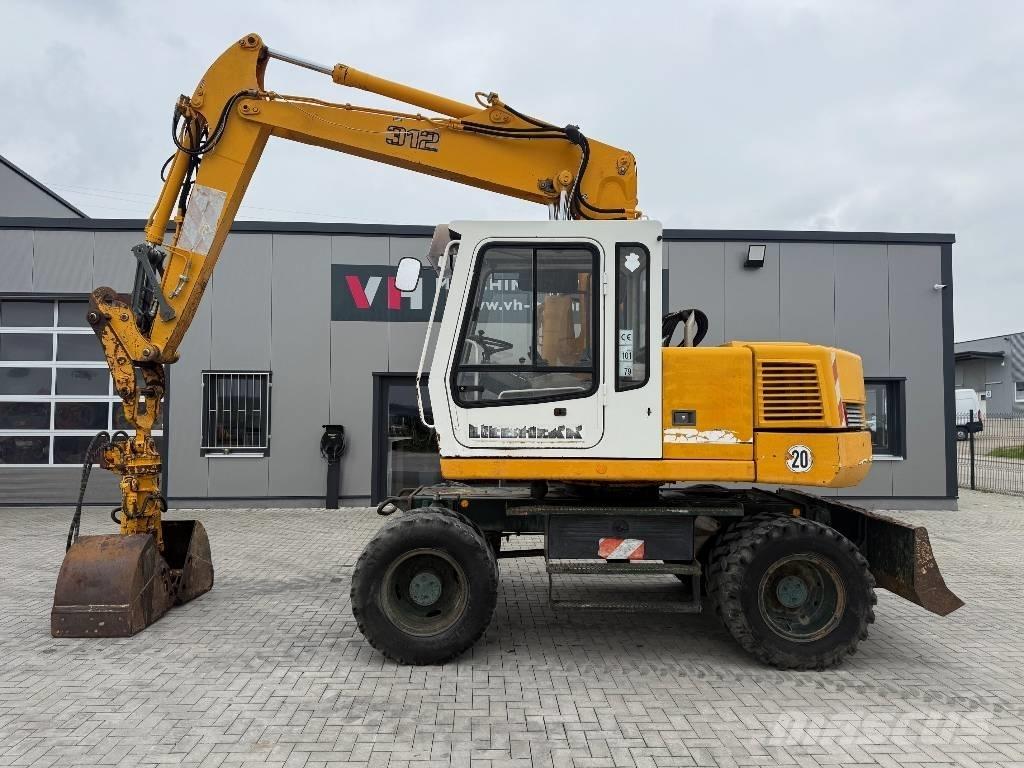 Liebherr A 312 Ekskavatori uz riteņiem