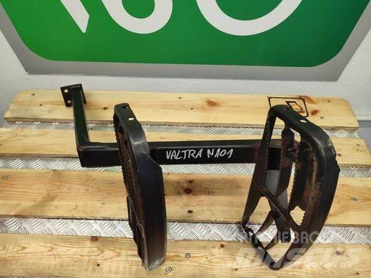 Valtra N 163 stair Kabīnes un interjers