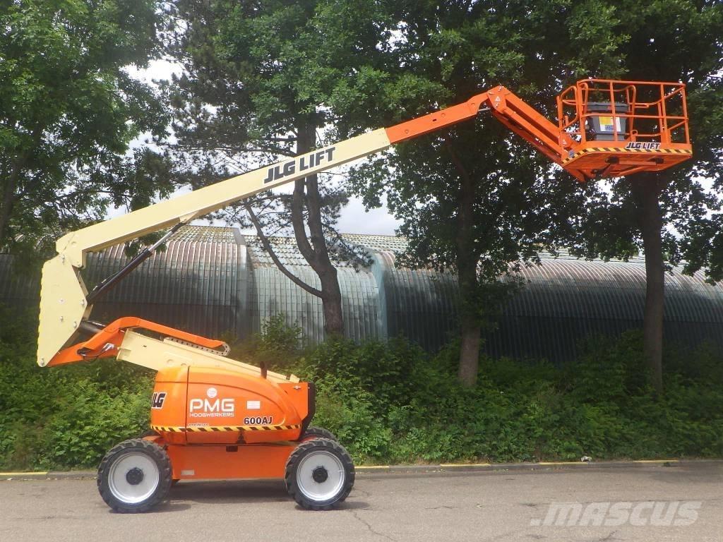 JLG 600AJ Strēles pacēlāji