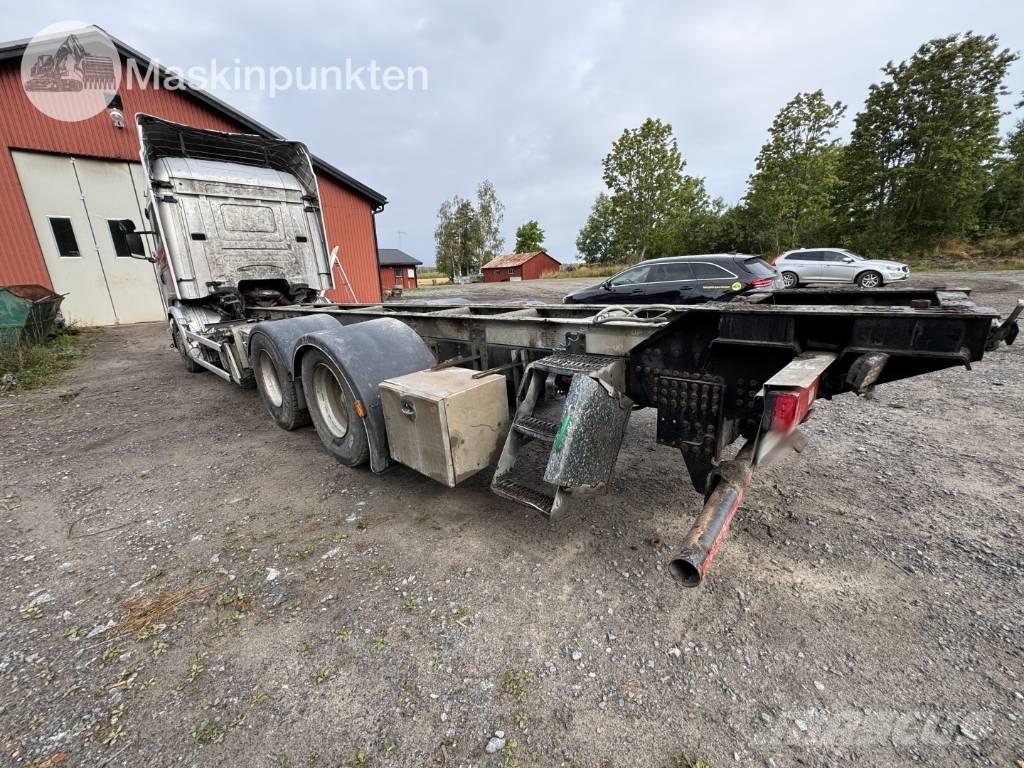 Scania R 730 LB Šasija ar kabīni