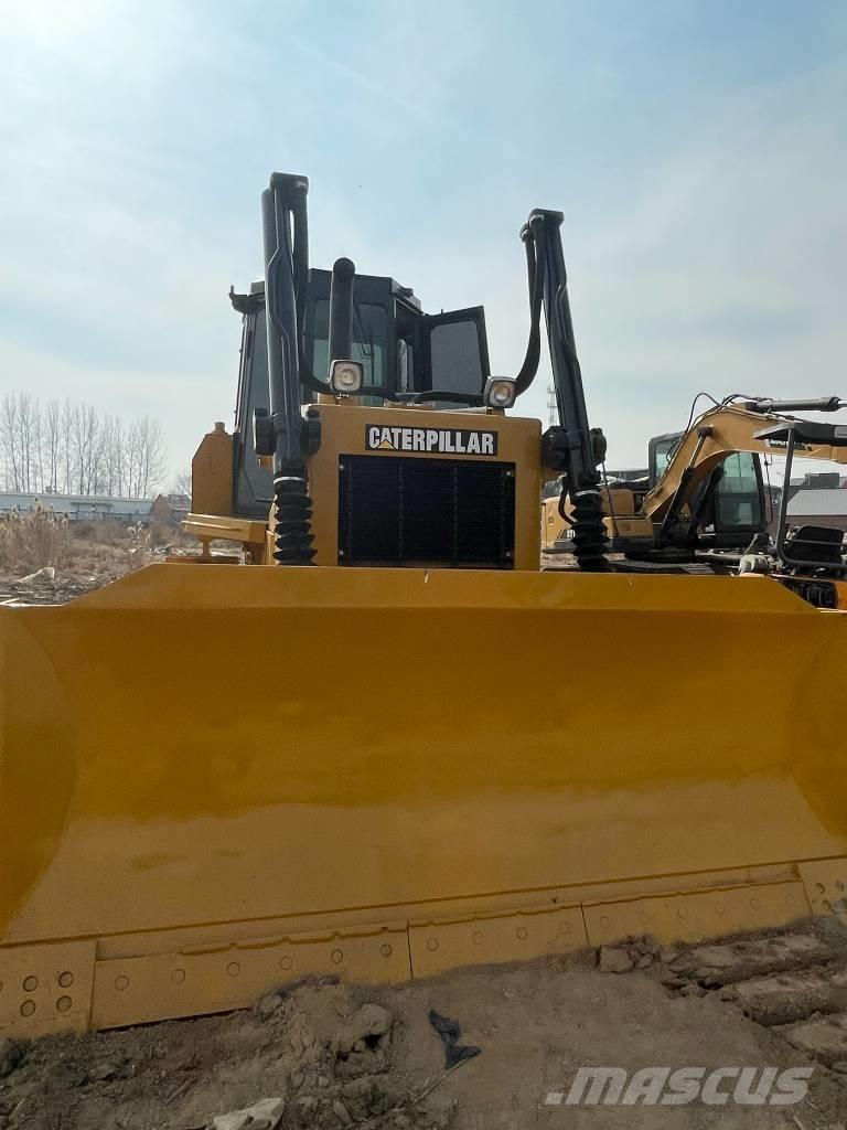 CAT D 7 G Kāpurķēžu buldozeri