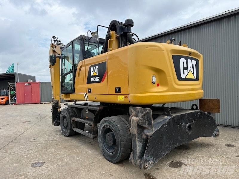 CAT MH 3022 Industriālie iekrāvēji