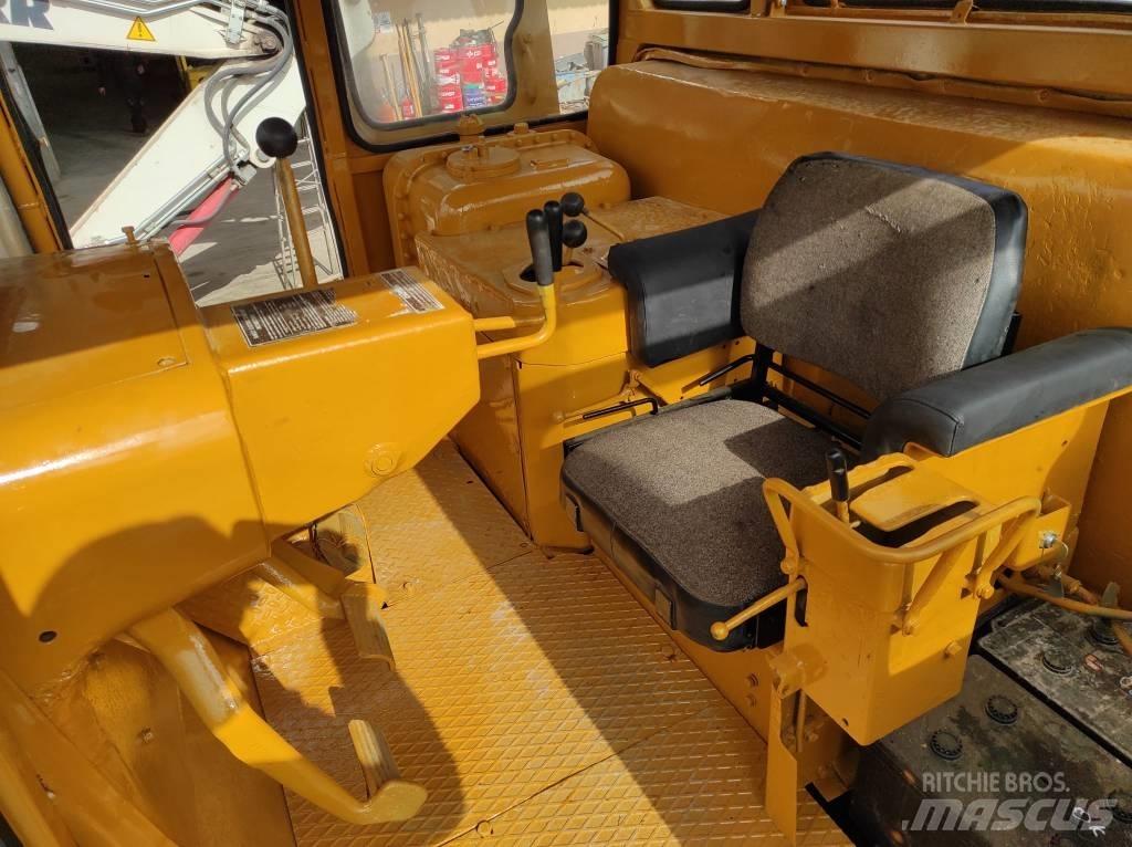 CAT D 9 H Kāpurķēžu buldozeri