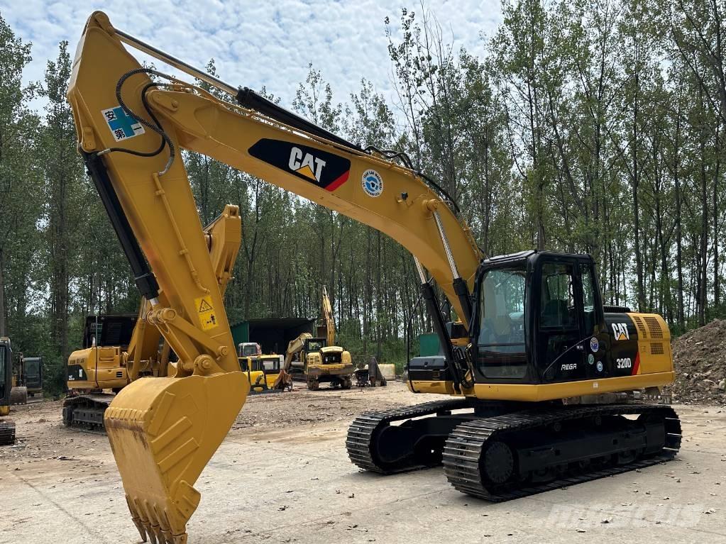 CAT 320D Kāpurķēžu ekskavatori