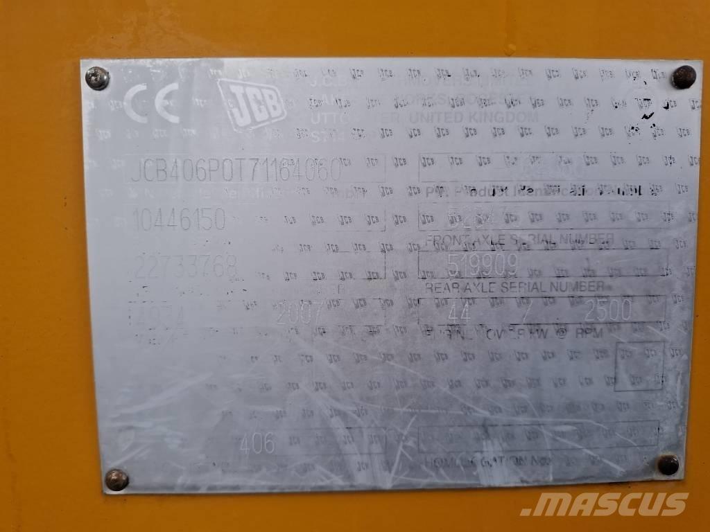 JCB 406 Iekrāvēji uz riteņiem