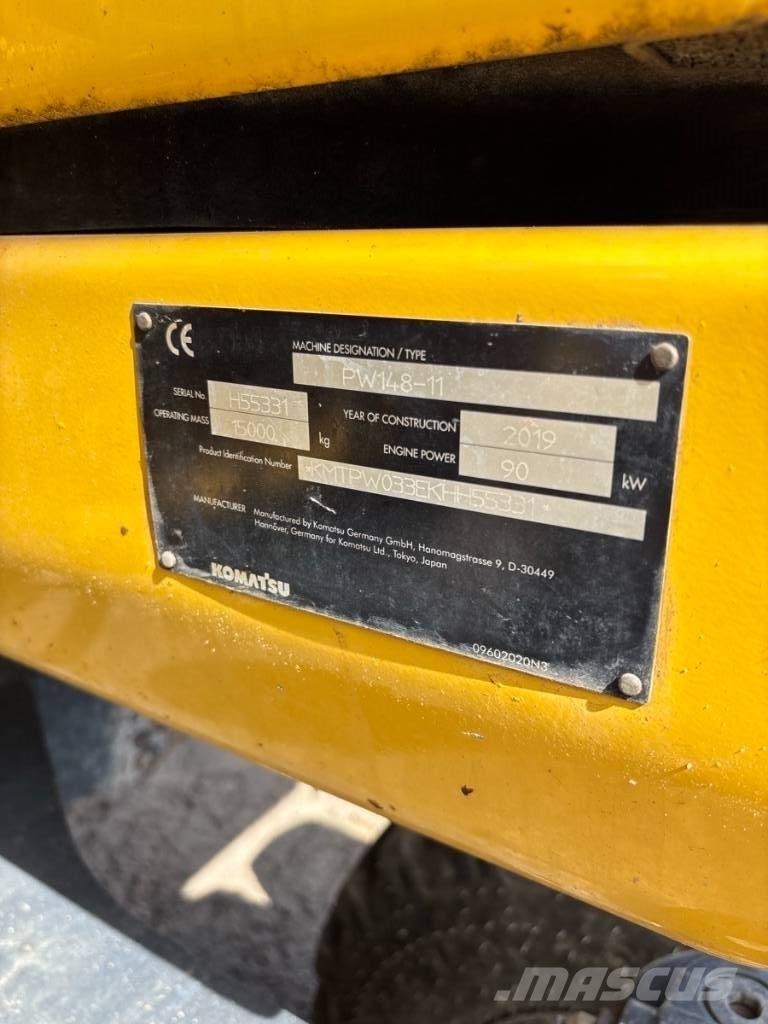 Komatsu PW 148-11 Ekskavatori uz riteņiem
