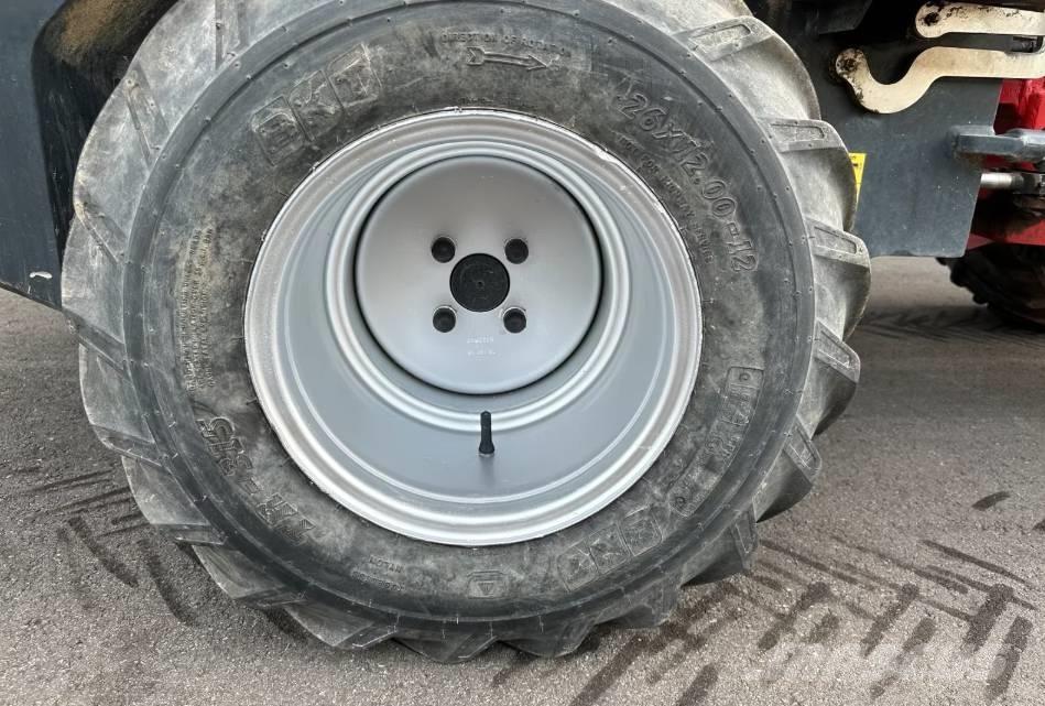 Schäffer 2024 Mini iekrāvēji